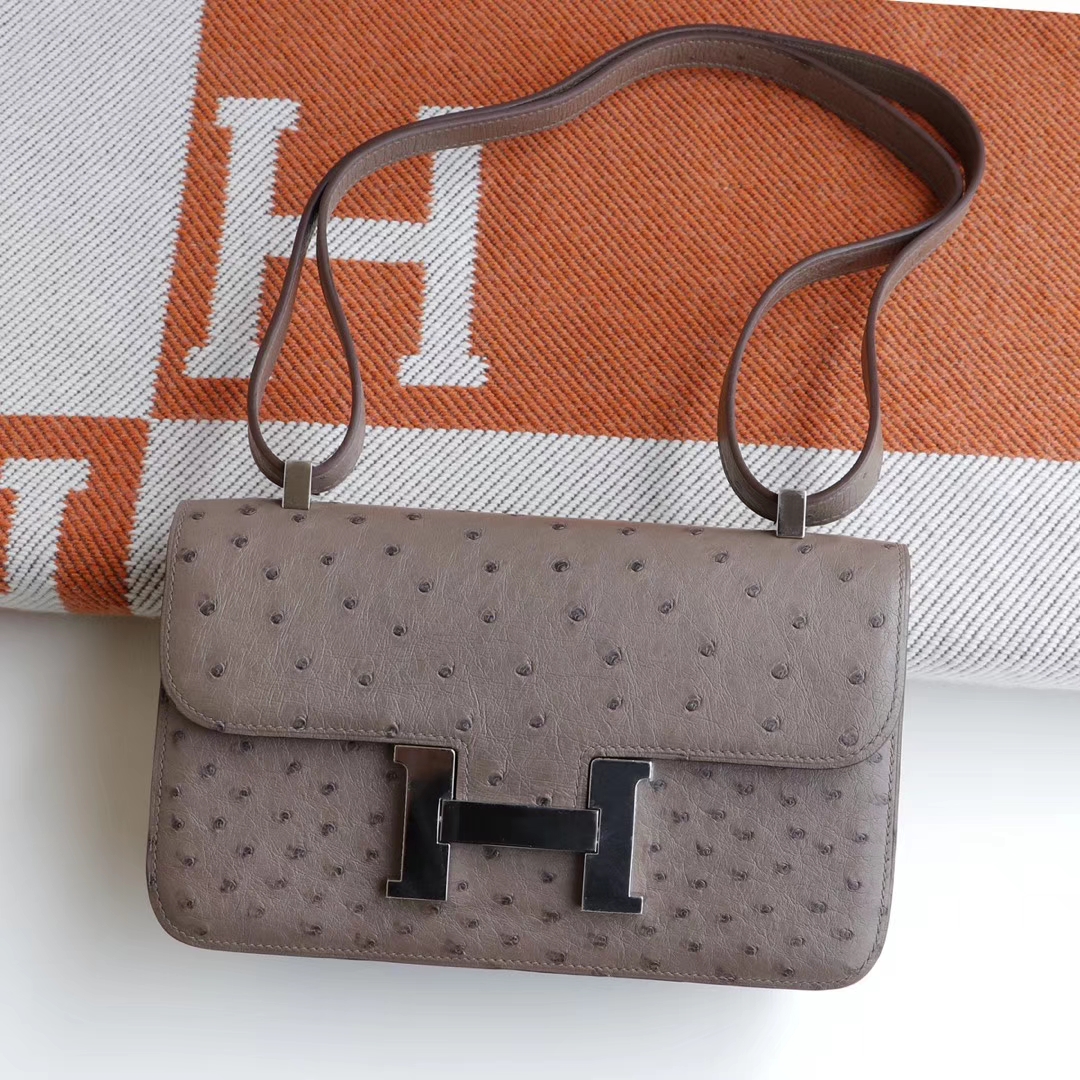 HERMES CK18大象灰 银扣 Constance26CM 空姐包26加长版 南非鸵鸟皮 纯手工手缝工艺
