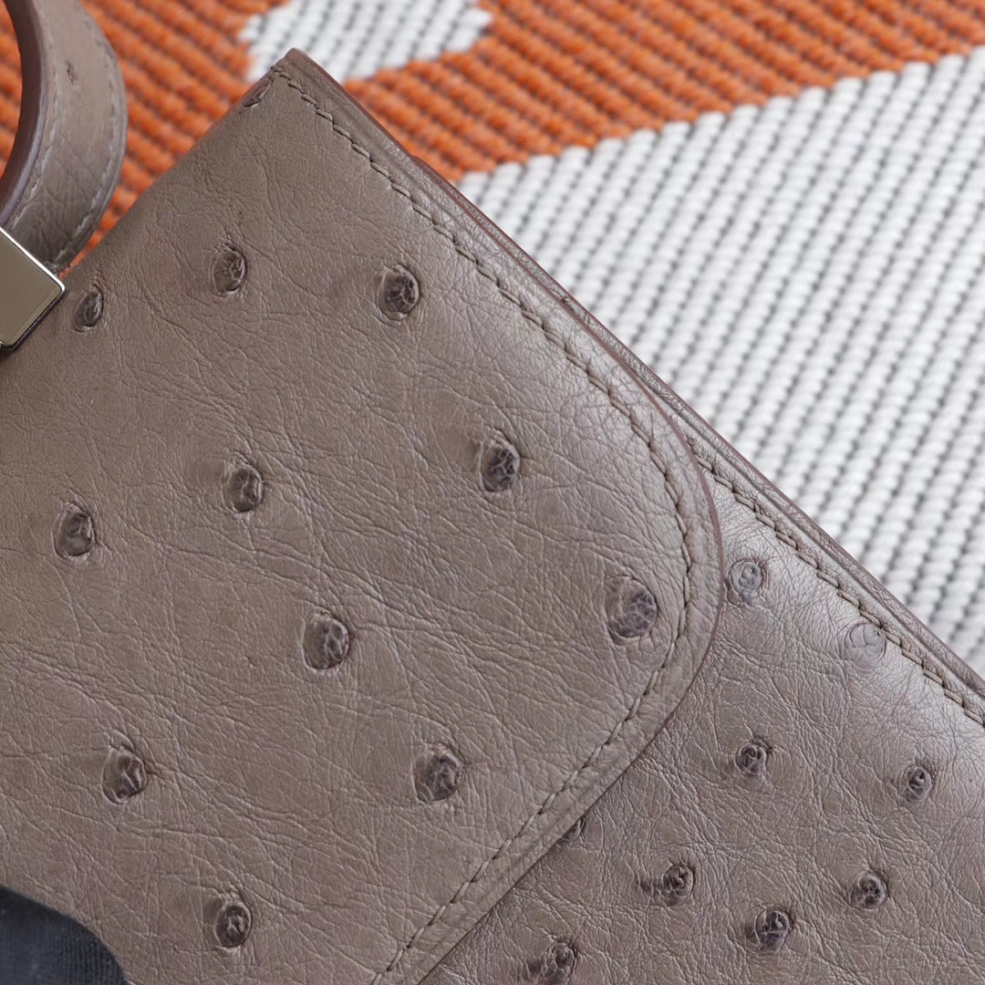 HERMES CK18大象灰 银扣 Constance26CM 空姐包26加长版 南非鸵鸟皮 纯手工手缝工艺