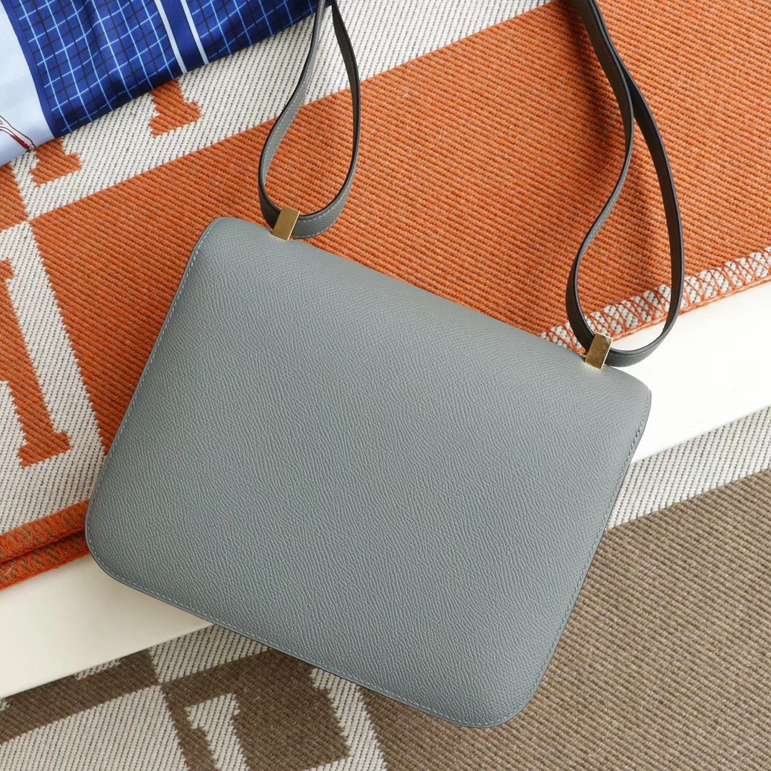 HERMES 爱马仕 新色C63杏仁绿 金扣 Constance24CM 空姐包 原厂Epsom皮 纯手工手缝
