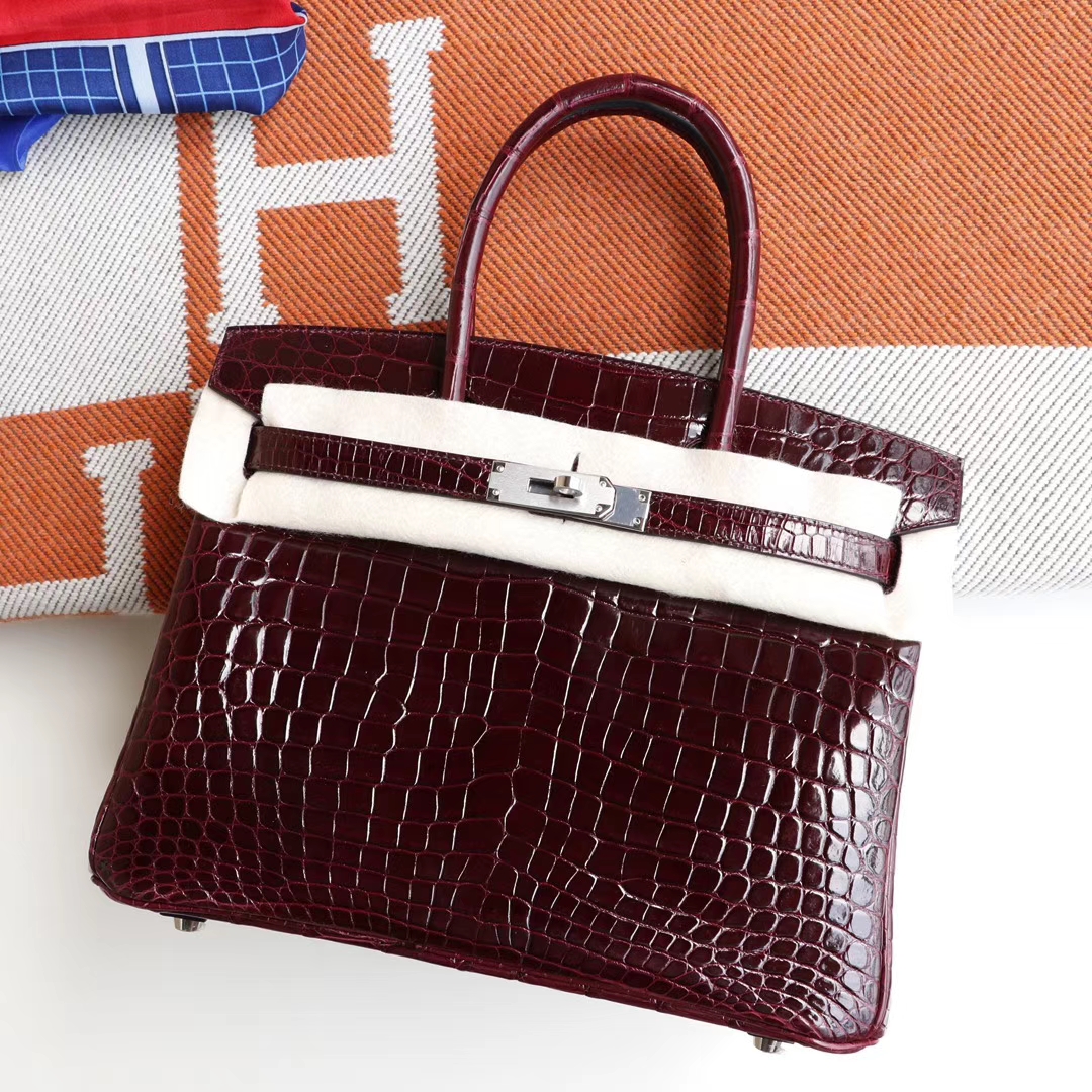 HERMES 客定发货、Birkin30CM 亮面鳄鱼 CK57 Bordeaux 波尔多酒红 银扣