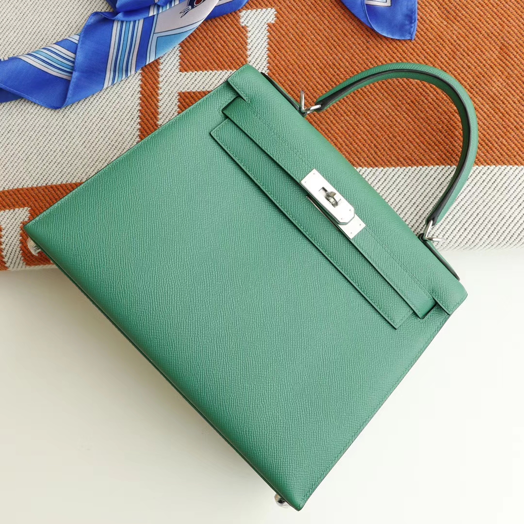 HERMES 现货、1K竹子绿 Kelly28CM Epsom皮 银扣