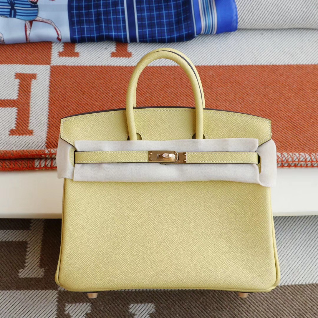 HERMES C9鹅蛋黄 金扣 Birkin25CM 法国Epsom小牛皮 纯手缝蜡线缝制工艺
