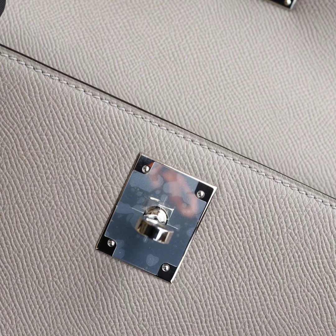 HERMES 最新热卖款颜色 很大方很文艺的颜色 M8沥青灰 Kelly28cm epsom皮 外缝 银扣