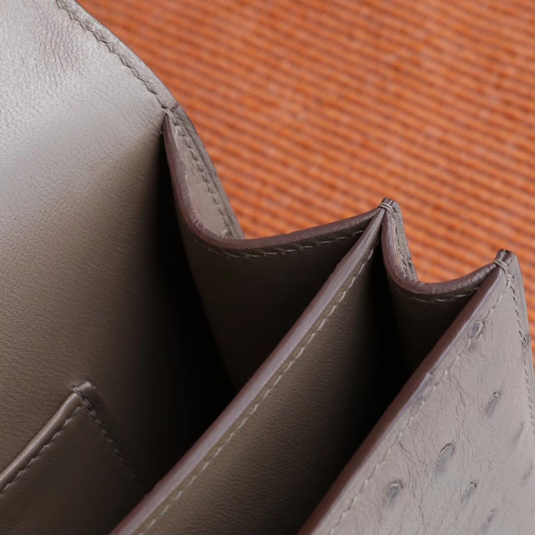 HERMES CK18大象灰 银扣 Constance26CM 空姐包26加长版 南非鸵鸟皮 纯手工手缝工艺