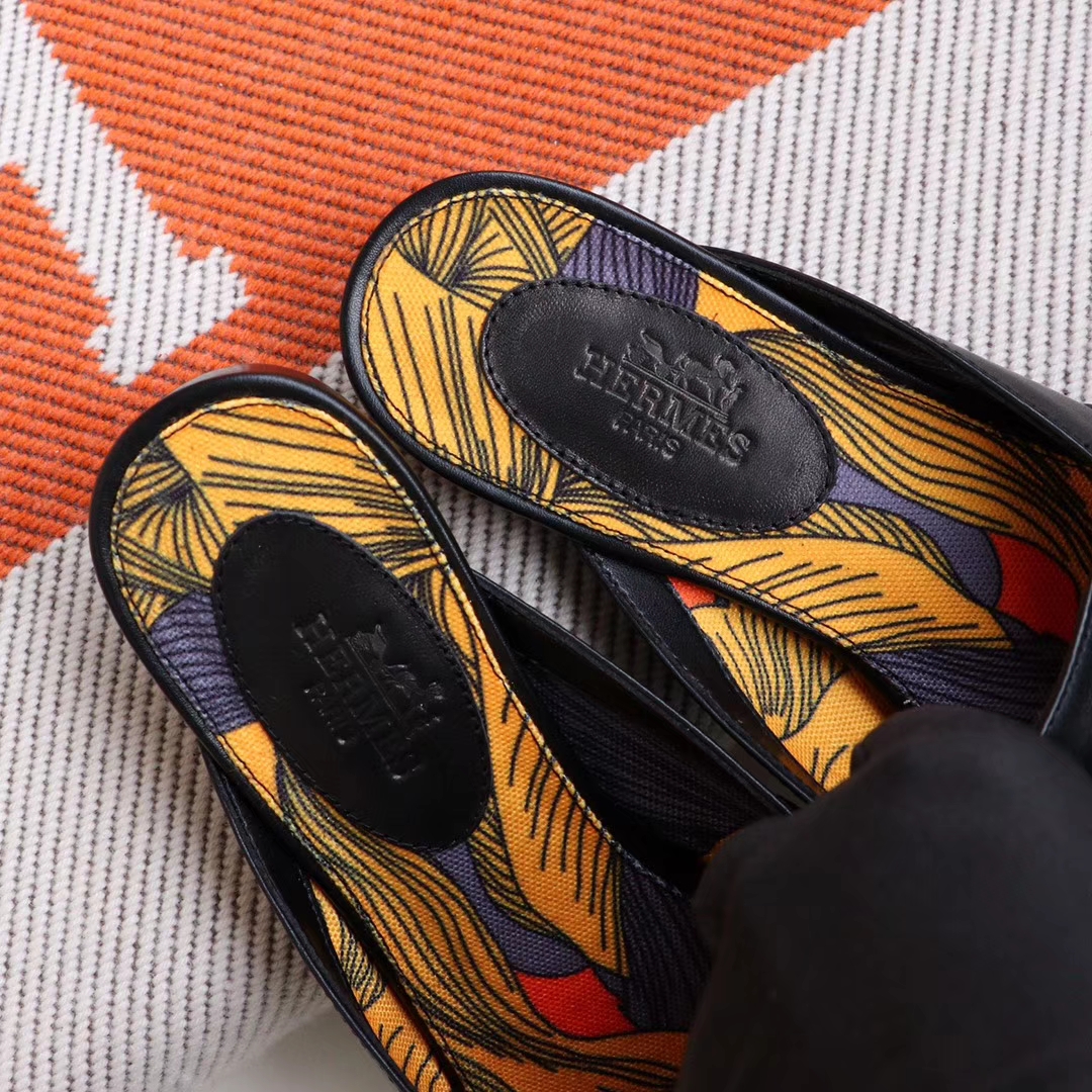HERMES kelly扣拖鞋 黑色 银扣 39码