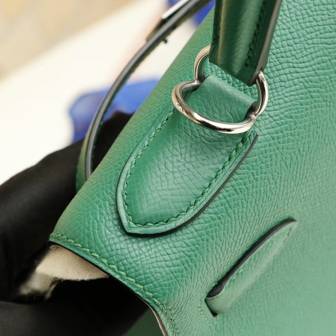HERMES 现货、1K竹子绿 Kelly28CM Epsom皮 银扣