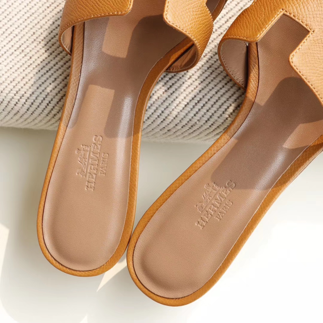 HERMES 夏季旅游凉拖必备 中跟4.5拖鞋 爱马仕Hermes Epsom 金棕 37码