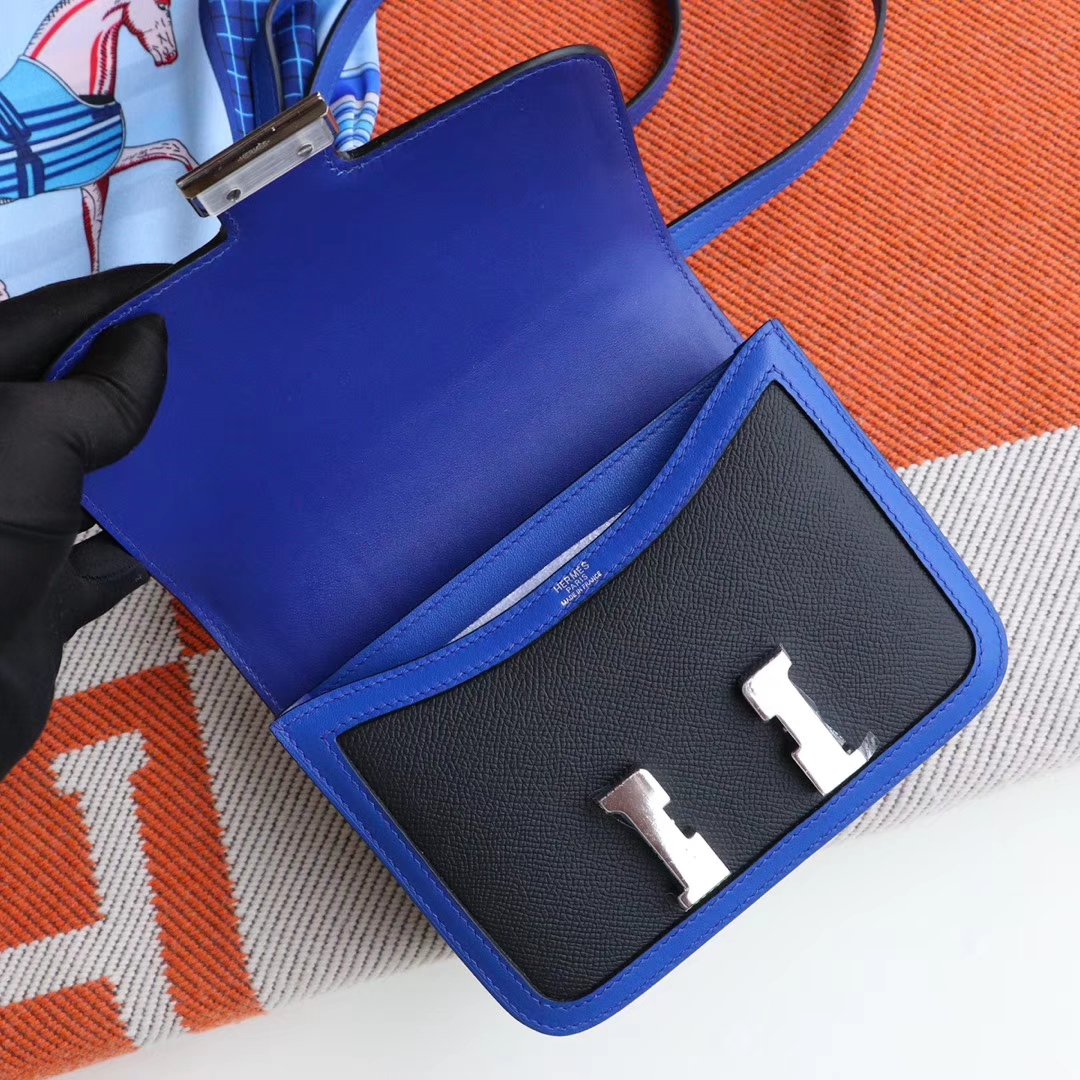 HERMES 希腊蓝拼黑色拼帆布 Constance19CM 空姐包 原厂皮料 银扣 纯手工手缝工艺制作