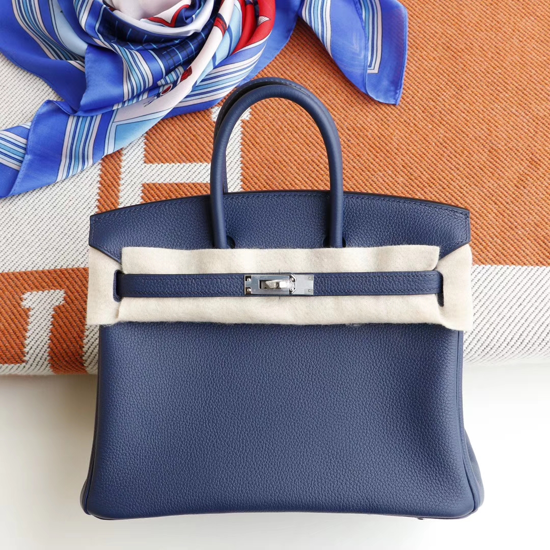 HERMES 现货、CK73宝石蓝 birkin25CM Togo皮 银扣 铂金包