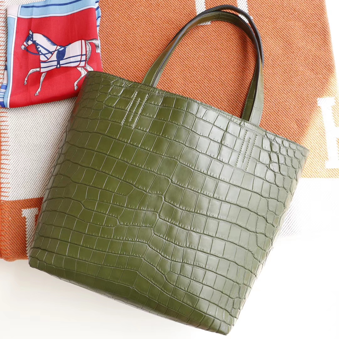 Hermes 客定款、购物袋 42CM 雾面鳄鱼 军绿色