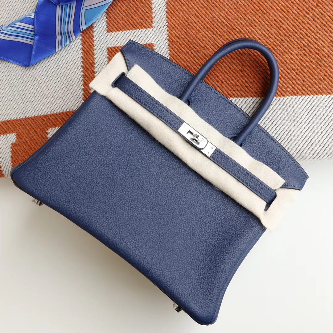 HERMES 现货、CK73宝石蓝 birkin25CM Togo皮 银扣 铂金包