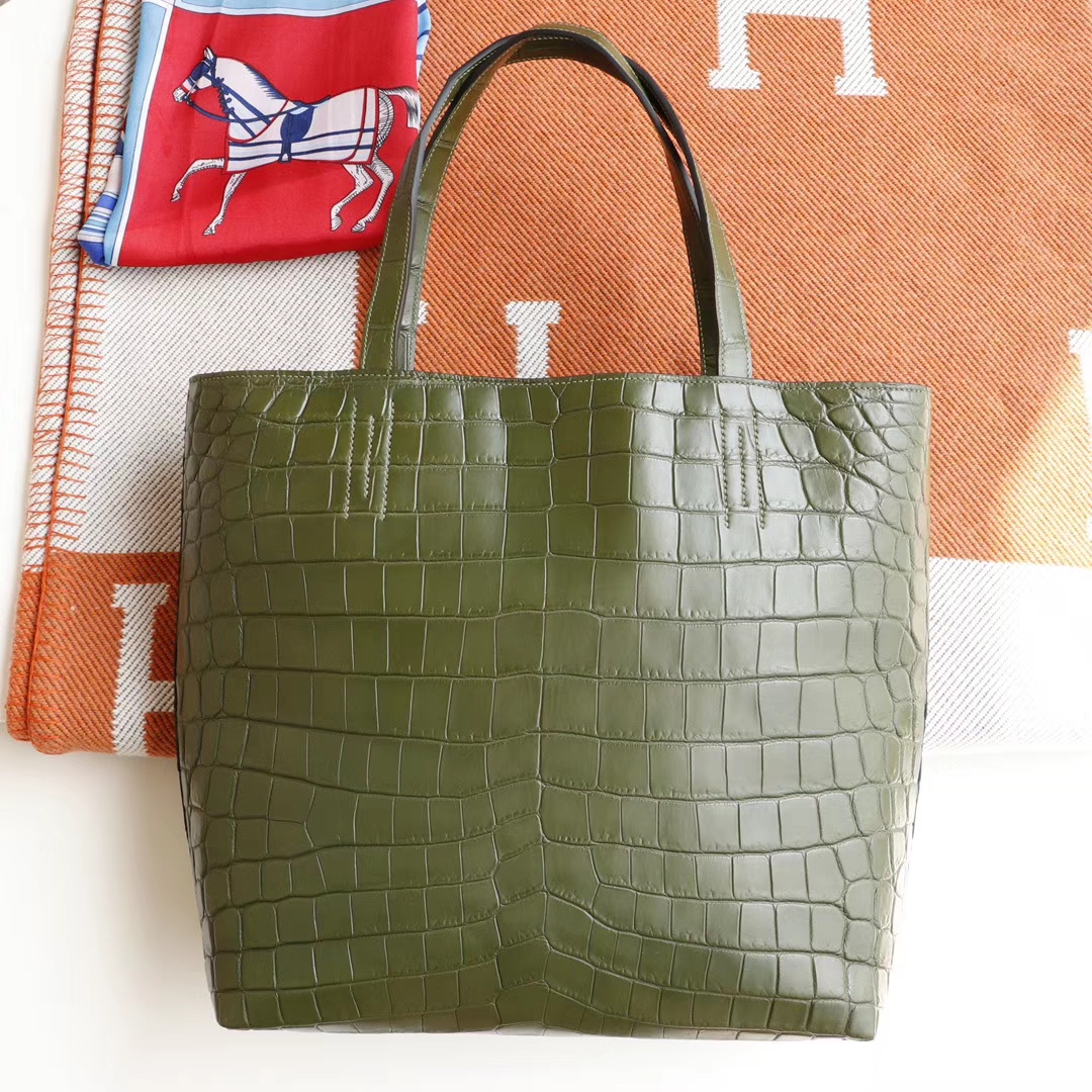 Hermes 客定款、购物袋 42CM 雾面鳄鱼 军绿色