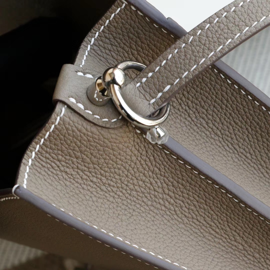 HERMES 爱马仕 CK18大象灰 银扣 Roulis19CM 猪鼻子包 原厂Togo皮 顶级纯手缝工艺缝制