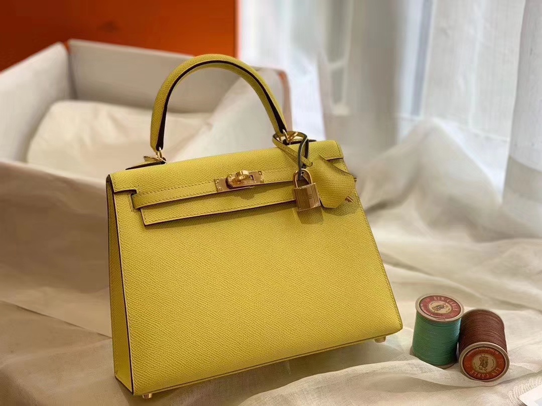 Kelly 25cm epsom皮 9R柠檬黄 金扣 版型比birkin更有年轻的感觉 可拎可肩背