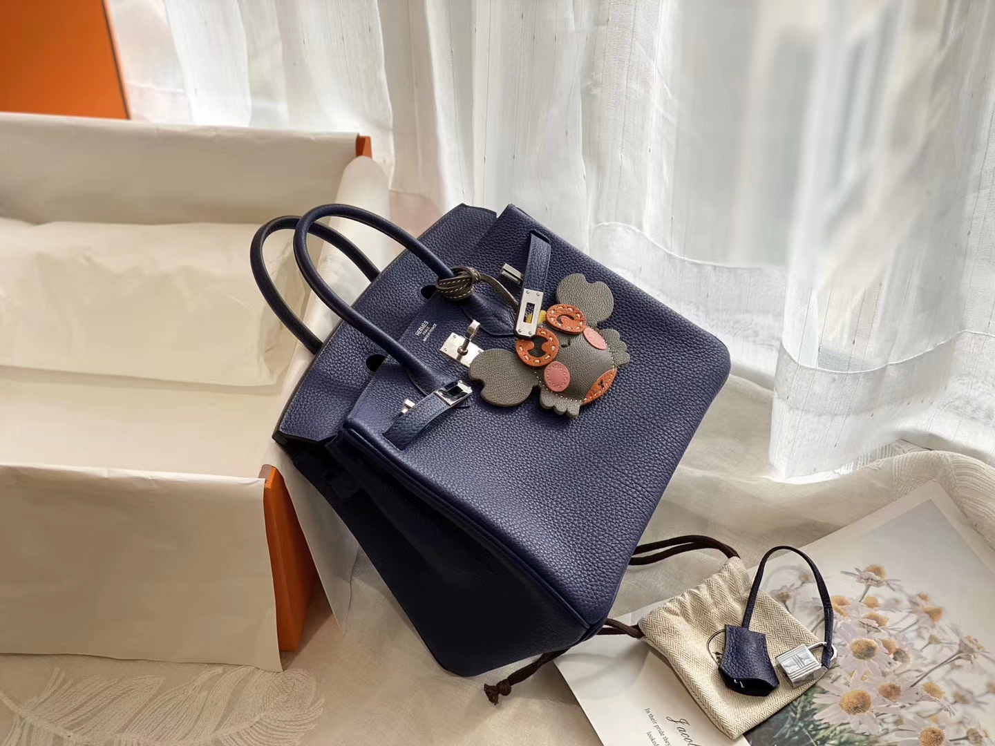 19年秋冬新色M3 蓝紫蓝紫超好看！ M3蓝紫色 银扣 birkin25CM 原厂Togo皮 铂金包 纯手缝蜡线缝制工艺