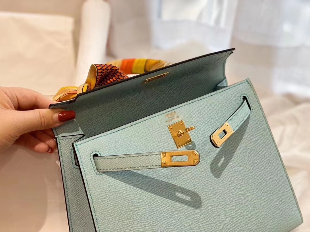 Kelly 25cm epsom皮 L5龙虾粉 银扣 版型比birkin更有年轻的感觉 可拎可肩背
