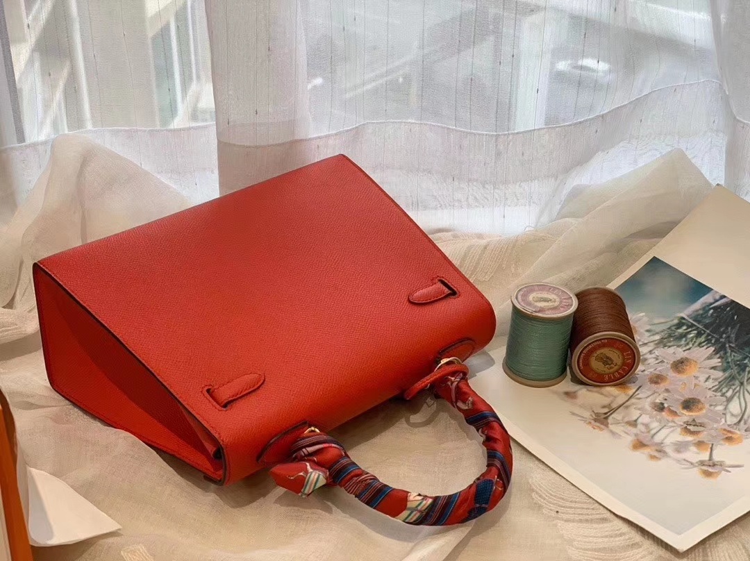 现货 Kelly 25cm epsom皮 S3 心红 金扣 版型比birkin更有年轻的感觉