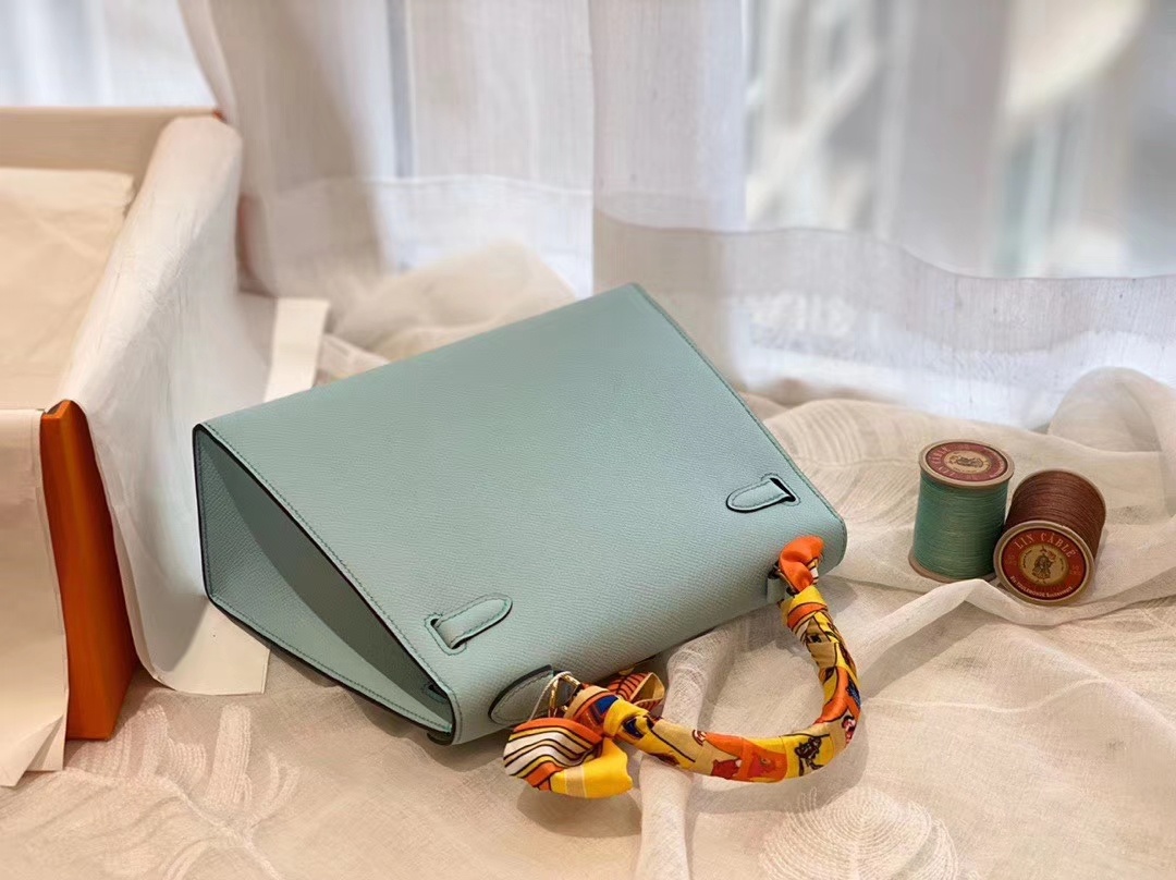 Kelly 25cm epsom皮 L5龙虾粉 银扣 版型比birkin更有年轻的感觉 可拎可肩背