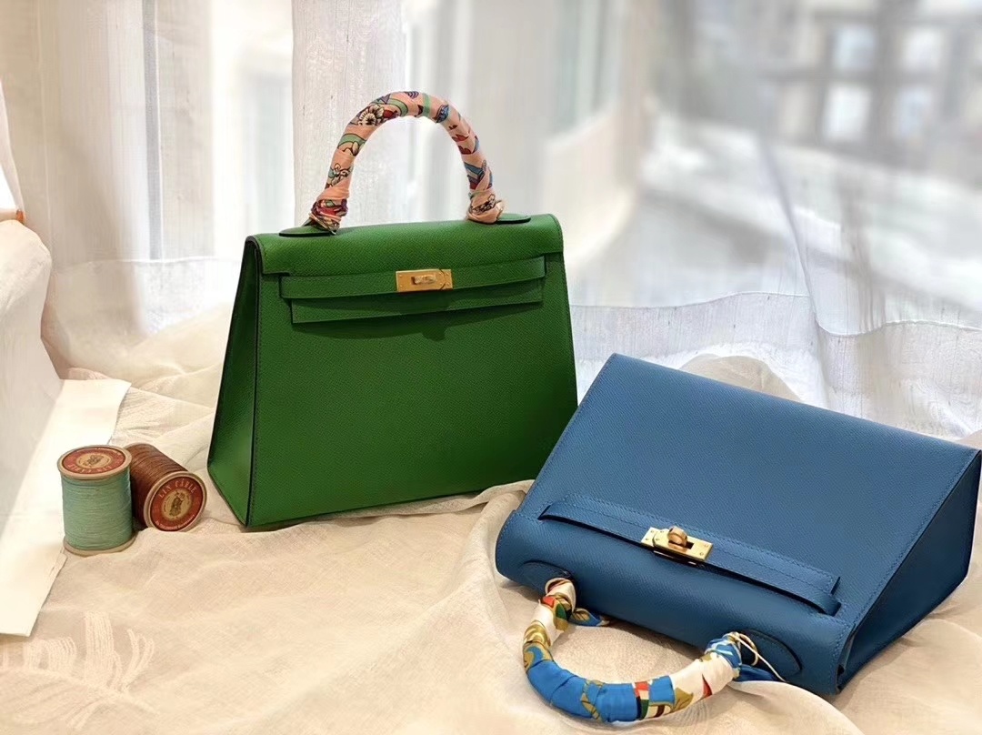 Kelly 25cm epsom皮 1k竹子绿 金扣 版型比birkin更有年轻的感觉 可拎可肩背