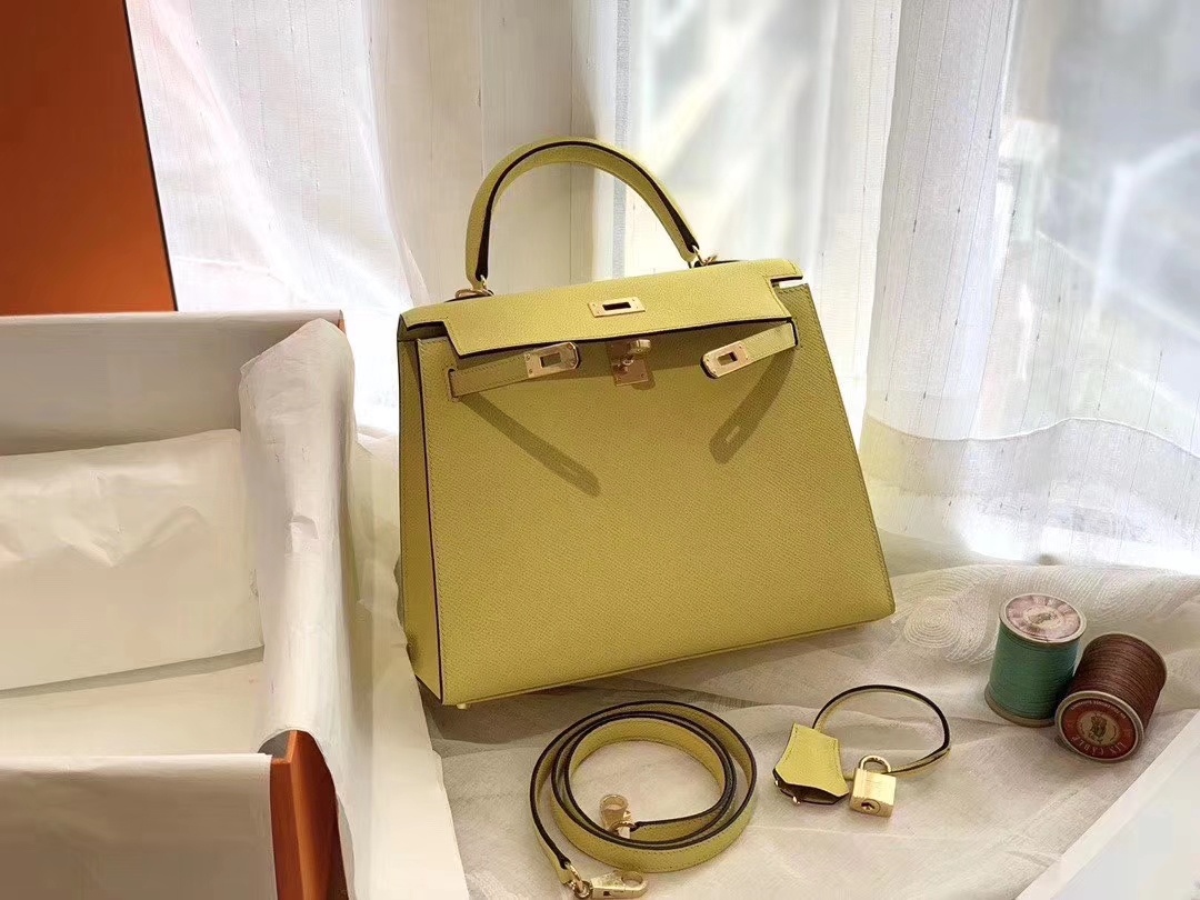 Kelly 25cm epsom皮 9R柠檬黄 金扣 版型比birkin更有年轻的感觉 可拎可肩背