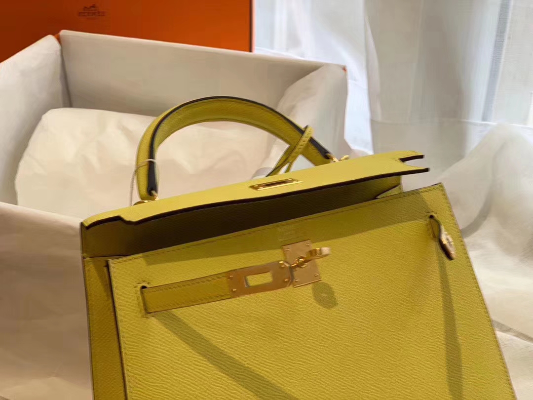 Kelly 25cm epsom皮 9R柠檬黄 金扣 版型比birkin更有年轻的感觉 可拎可肩背