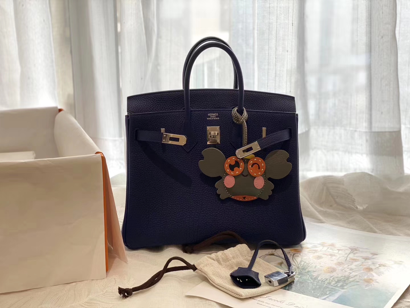 19年秋冬新色M3 蓝紫蓝紫超好看！ M3蓝紫色 银扣 birkin25CM 原厂Togo皮 铂金包 纯手缝蜡线缝制工艺