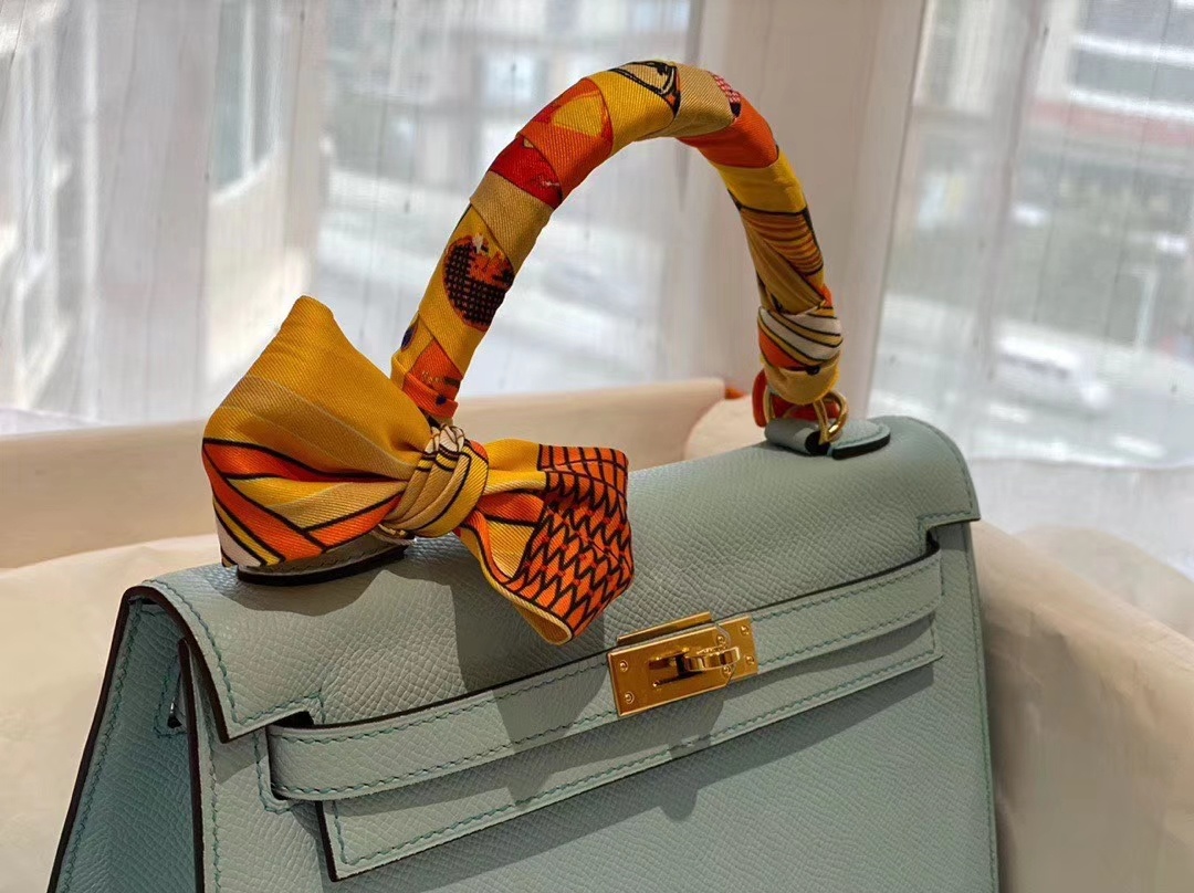 Kelly 25cm epsom皮 L5龙虾粉 银扣 版型比birkin更有年轻的感觉 可拎可肩背