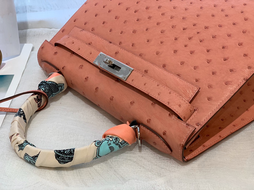 HERMES kelly 28 cc94 陶瓷粉 原厂南非KK Ostrich 鸵鸟皮 蜡线 顶级纯手缝  粉嫩粉嫩滴颜色爱啦