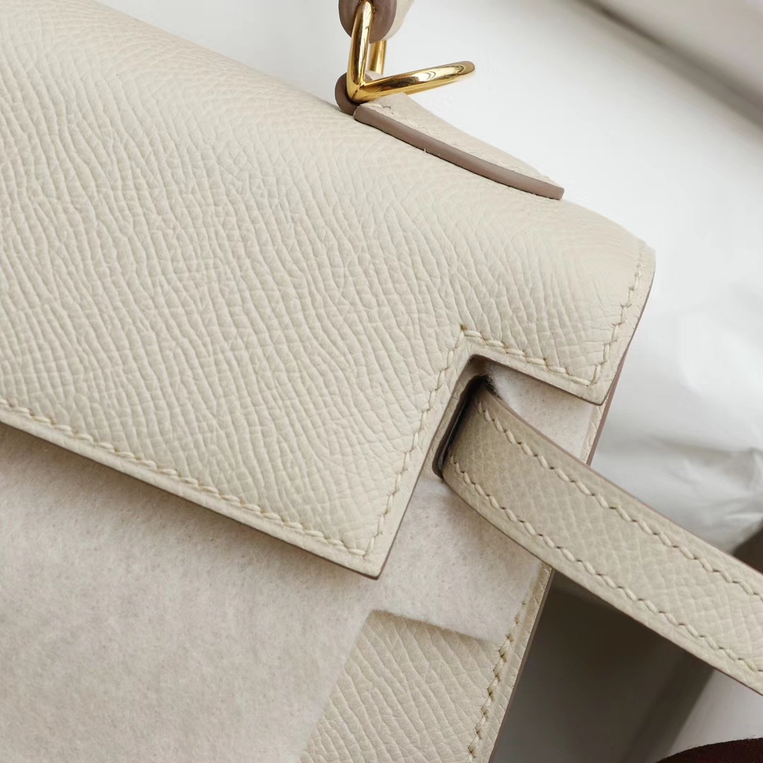 CC10奶昔白 金扣 Kelly25CM 专柜原厂Epsom皮 凯丽凯莉包 纯手缝蜡线缝制工艺