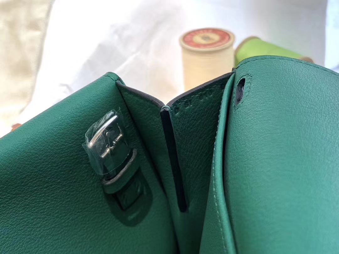 爱马仕 mini Halzan 肩背设计款 实用 单肩斜挎 晚宴包 进口swift 皮 U4丝绒绿