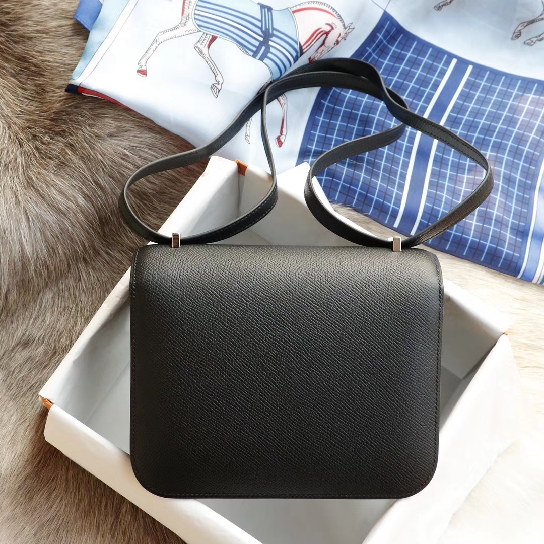 HERMES 现货 CC89黑色 Constance19CM 空姐包 原厂Epsom皮 银扣 纯手工手缝工艺制作