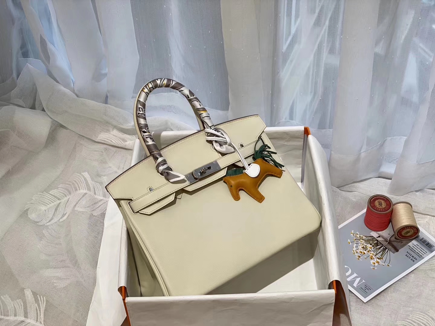 爱马仕 birkin 30 swift cc10奶昔白 银 美到移不开眼睛