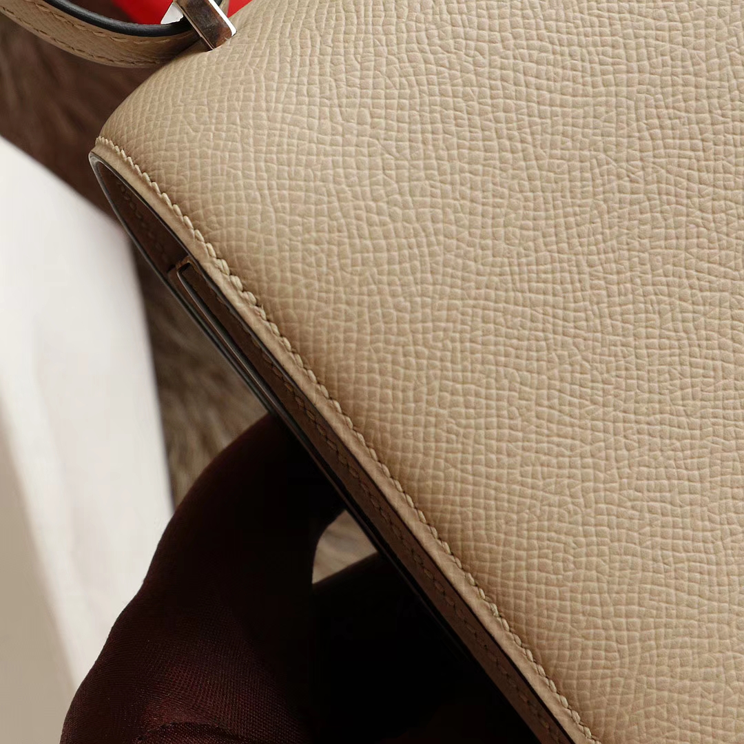 HERMES 现货 S2风衣灰 Constance19CM 空姐包 专柜原厂Epsom皮 银扣 纯手工手缝工艺制作 经典热卖百搭款