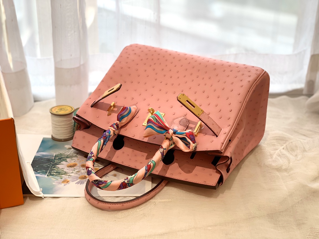 HERMES 3Q 粉色 金扣 30 birkin 南非鸵鸟皮Ostrich 鸵鸟皮经久耐用 耐磨 自重轻 越用越有光泽