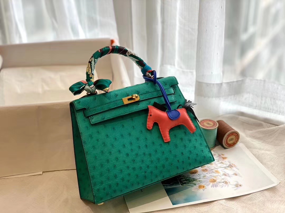 爱马仕 Kelly25 南非鸵鸟皮 Ostrich 6R薄荷绿 金扣 蜡线全手工 鸵鸟皮越用越有光泽