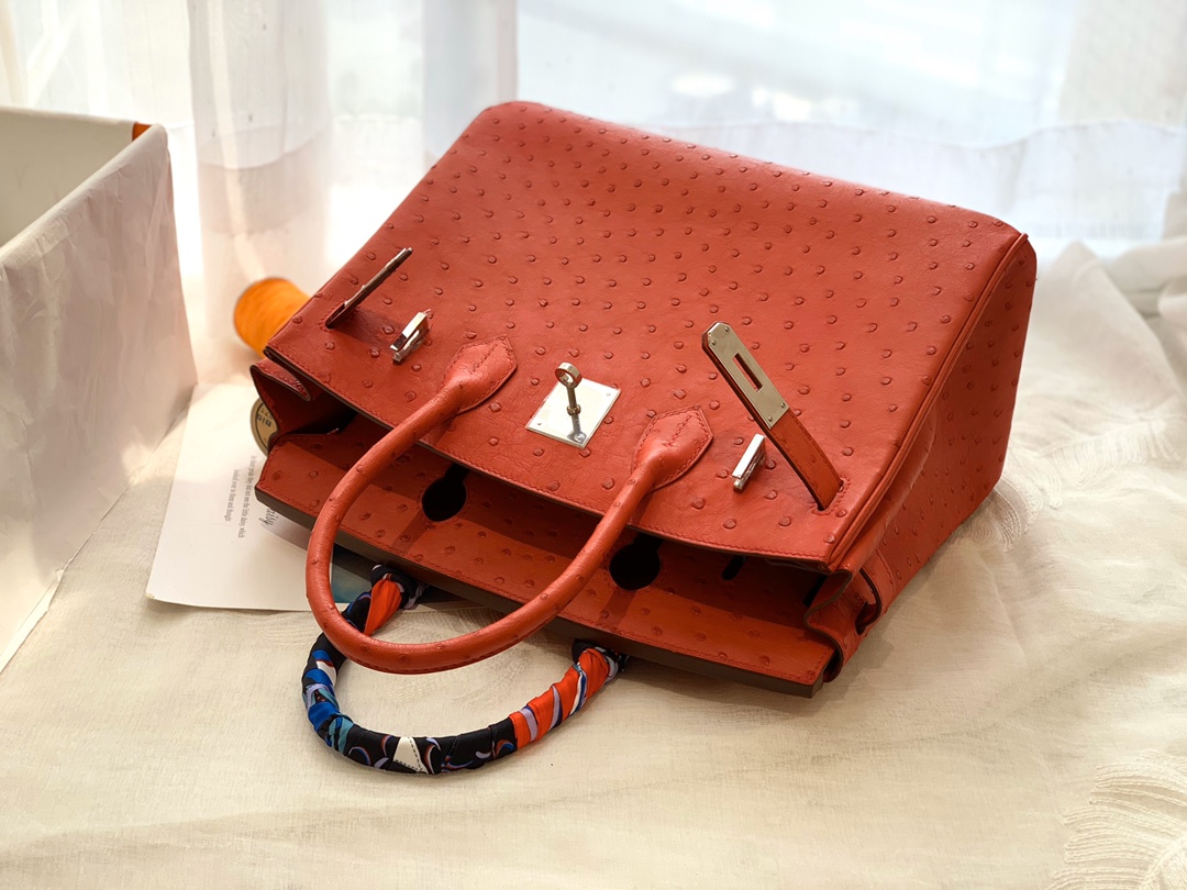 HERMES Q5 大红银扣 30 birkin 南非鸵鸟皮Ostrich 鸵鸟皮经久耐用 耐磨 自重轻 越用越有光泽