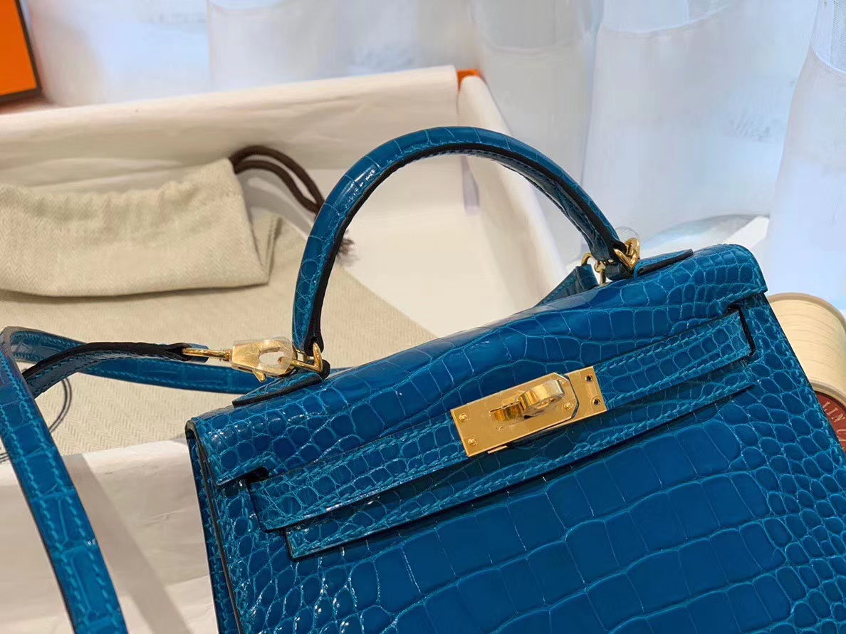 HERMES minikelly 二代 19亮光鳄鱼 伊兹密尔蓝金扣 美洲方块 蜡线纯手缝