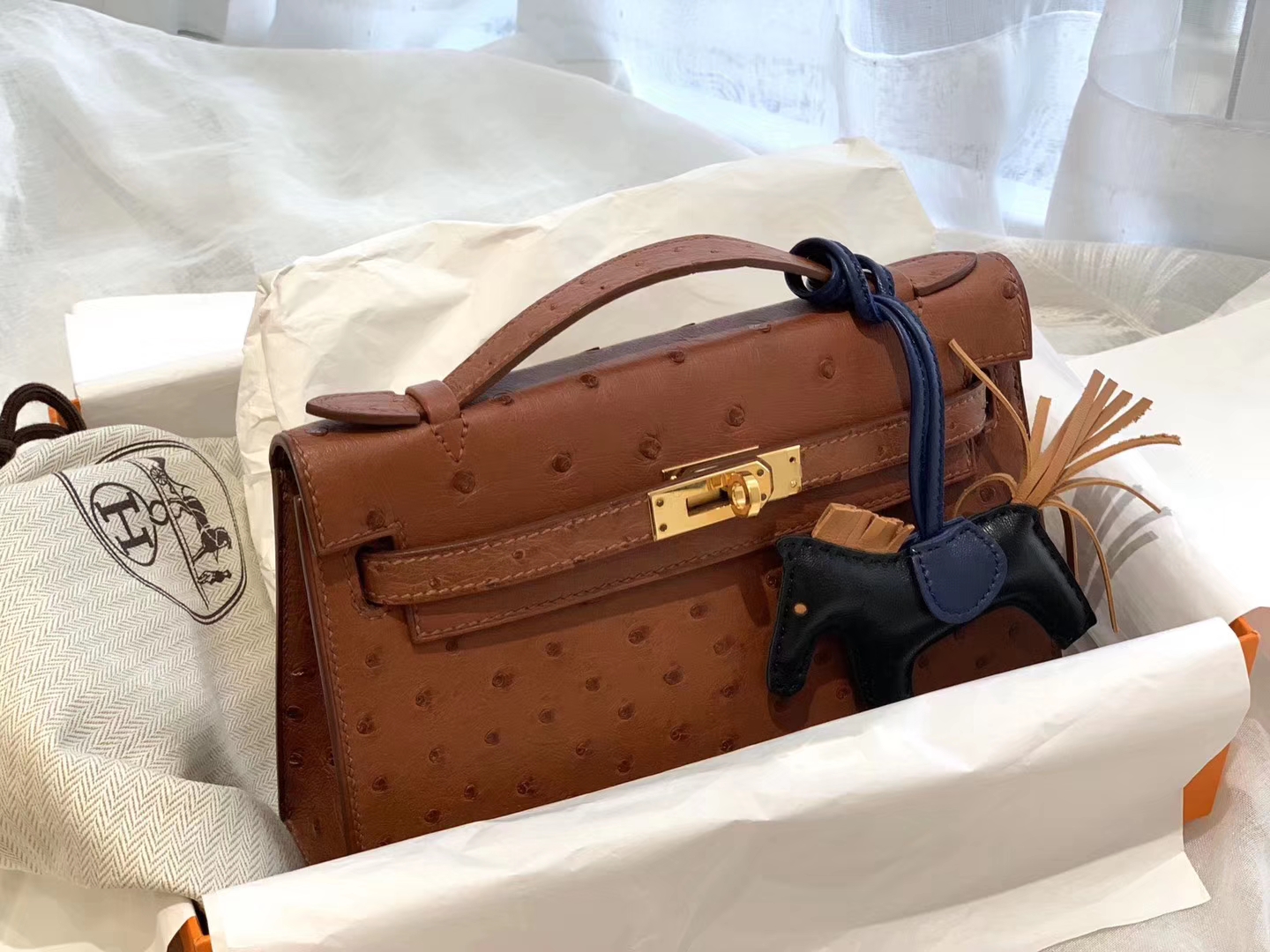 HERMES 45深棕色 金扣 鸵鸟皮 22 Kelly pochette一代 手包晚宴包/配上猪鼻子链可当小挎包