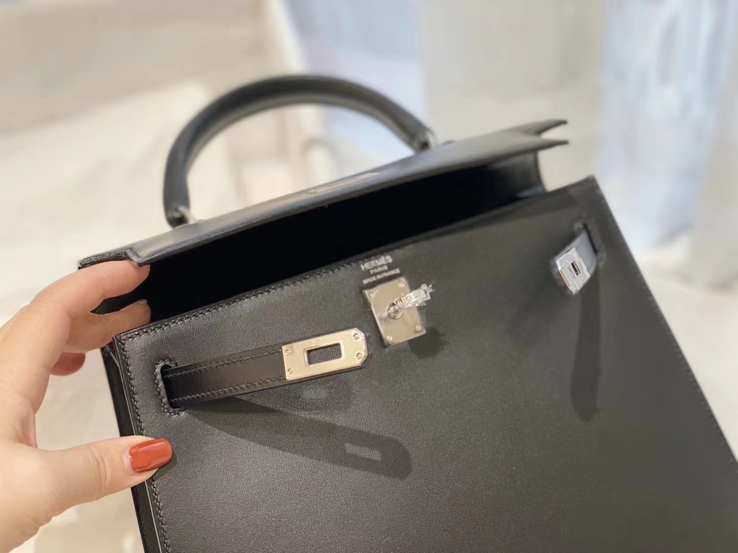 爱马仕 kelly 25 box皮 黑色银扣  经典黑色