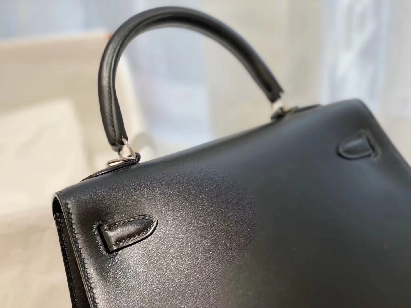 爱马仕 kelly 25 box皮 黑色银扣  经典黑色