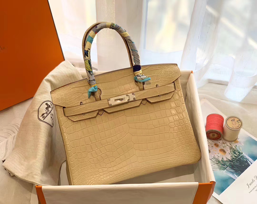 HERMES birkin 30 matte雾面 nilo crocodile尼罗鳄两点 Y1香草色 银扣 淡淡奶油黄