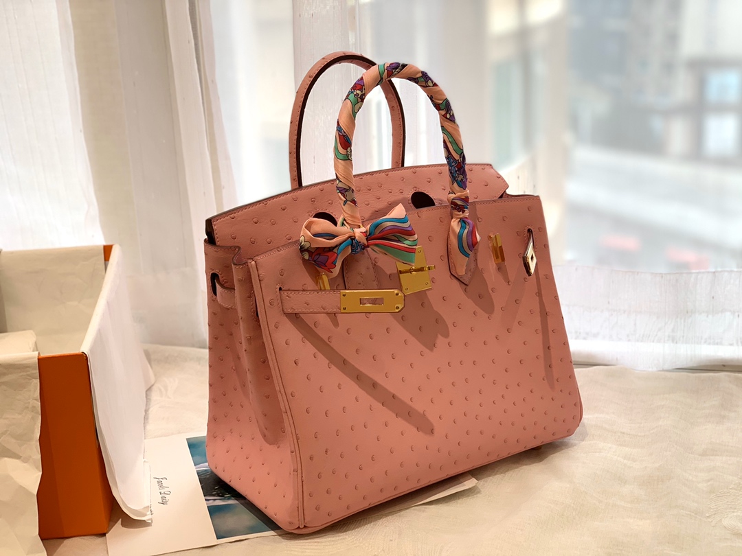 HERMES 3Q 粉色 金扣 30 birkin 南非鸵鸟皮Ostrich 鸵鸟皮经久耐用 耐磨 自重轻 越用越有光泽