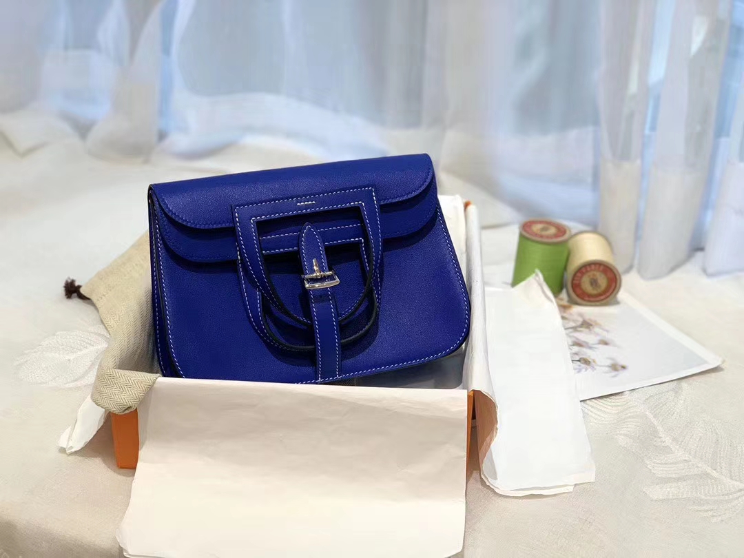 HERMES mini Halzan 肩背设计款 实用 简单 晚宴包 进口swift 皮 T7 电光蓝