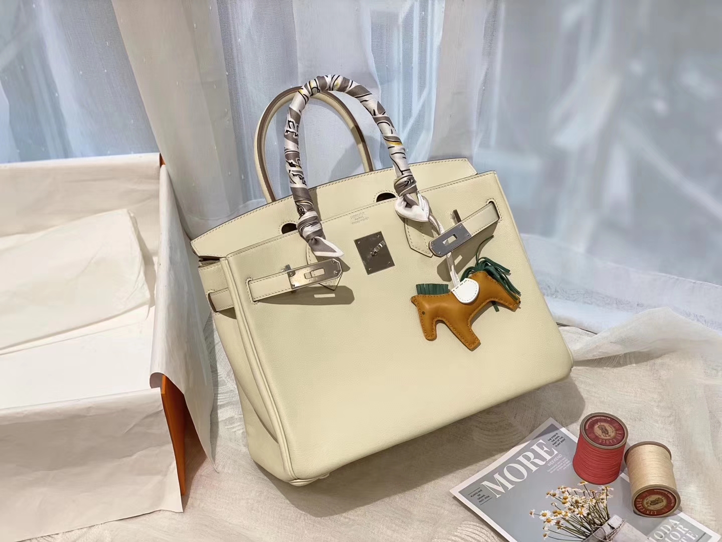 爱马仕 birkin 30 swift cc10奶昔白 银 美到移不开眼睛
