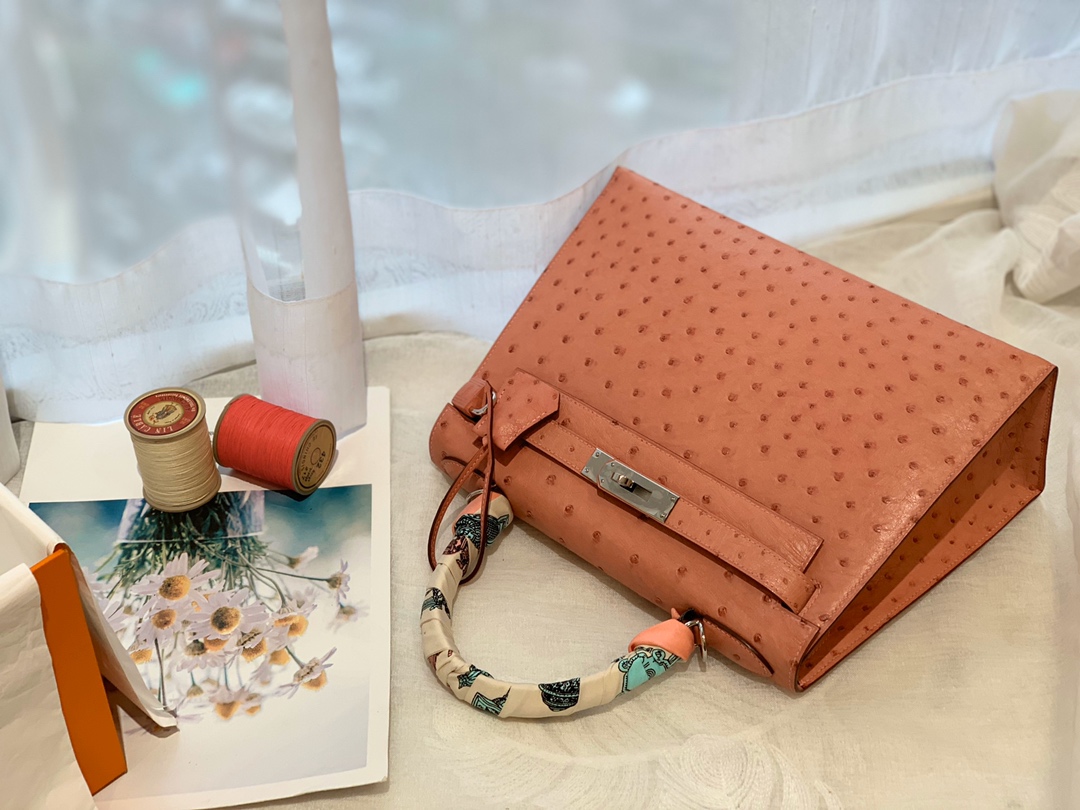HERMES kelly 28 cc94 陶瓷粉 原厂南非KK Ostrich 鸵鸟皮 蜡线 顶级纯手缝  粉嫩粉嫩滴颜色爱啦