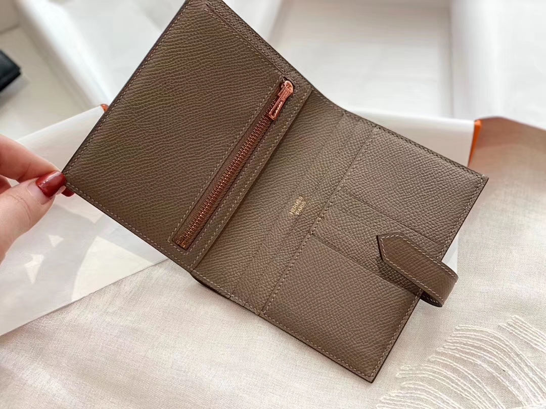 Bearn 对折短夹 epsom 蜡线手工缝制 M8沥青灰 玫瑰金扣