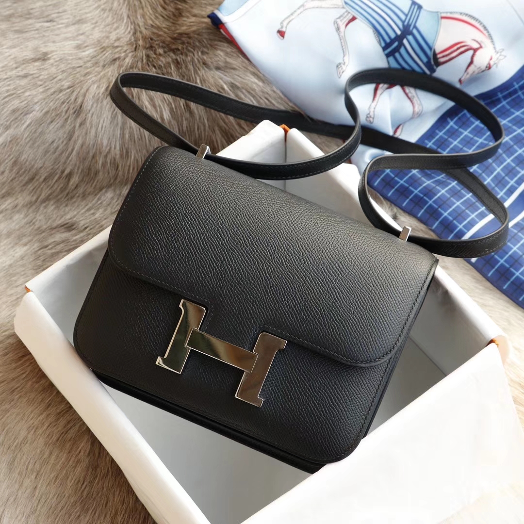 HERMES 现货 CC89黑色 Constance19CM 空姐包 原厂Epsom皮 银扣 纯手工手缝工艺制作