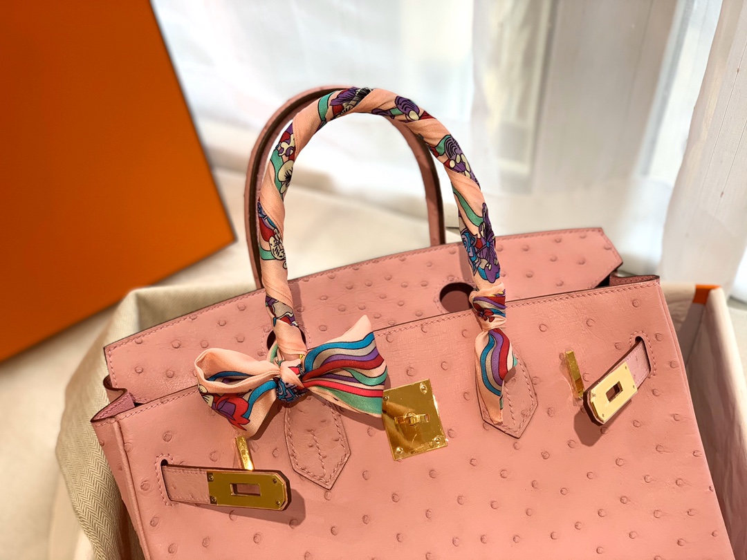 HERMES 3Q 粉色 金扣 30 birkin 南非鸵鸟皮Ostrich 鸵鸟皮经久耐用 耐磨 自重轻 越用越有光泽