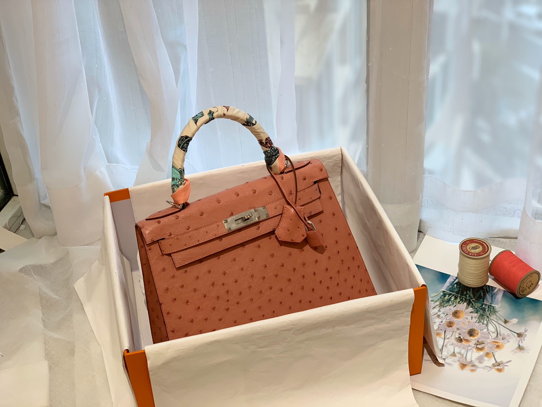 HERMES kelly 28 cc94 陶瓷粉 原厂南非KK Ostrich 鸵鸟皮 蜡线 顶级纯手缝  粉嫩粉嫩滴颜色爱啦