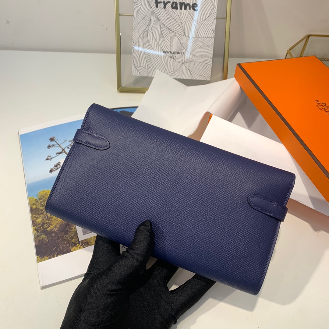 HERMES epsom 皮 73 宝石蓝 金扣 Kelly经典钱包 颜值与实用并存的钱包 搭配猪鼻子长项链 秒变小斜挎包